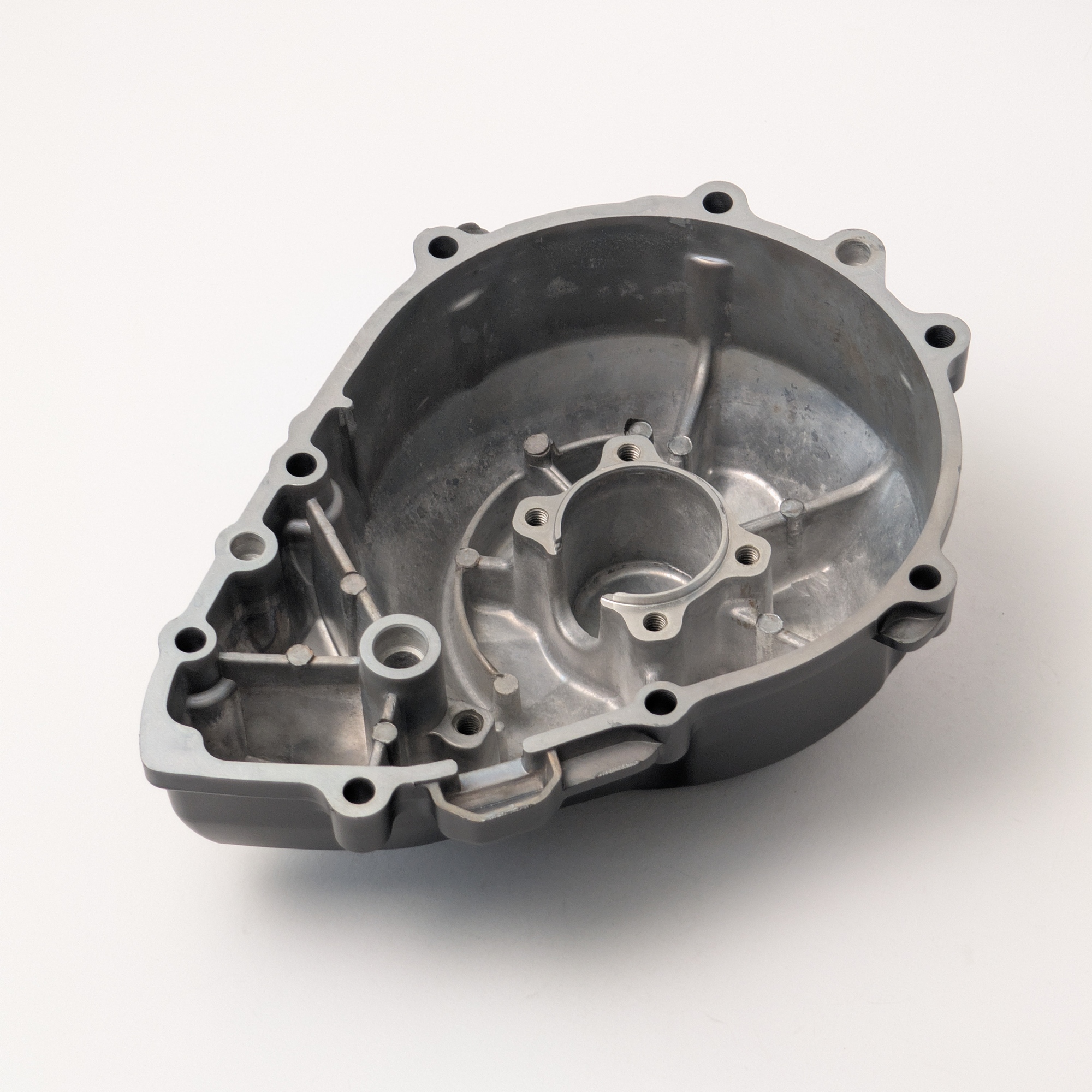 Víko alternátoru Kawasaki Z 750, Z 750R - Obrázek 5